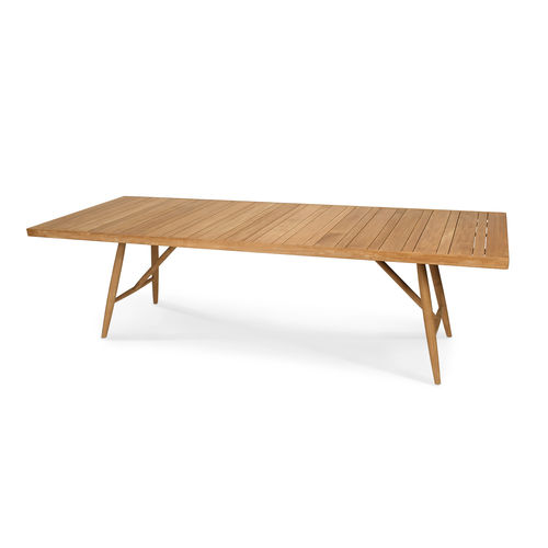 Table à manger contemporaine - BELUGA - FISCHER MÖBEL - en teck / avec piètement en teck / rectangulaire