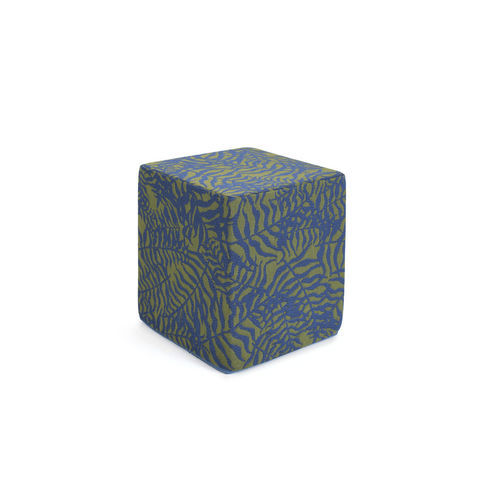 Tabouret contemporain - FLORA - FISCHER MÖBEL - en tissu / en mousse / piètement central