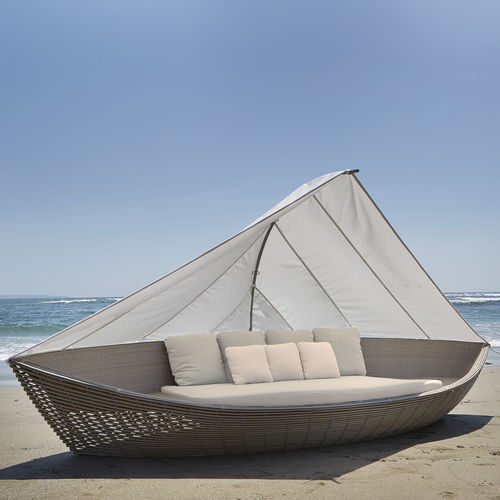 Lit d'extérieur à baldaquin - SAILBOAT - SKY LINE DESIGN - double / design original / en rotin