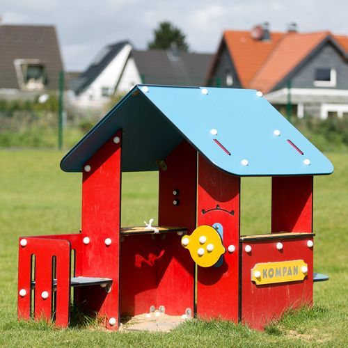 Cabane pour enfant pour extérieur - M7000 - KOMPAN - au sol