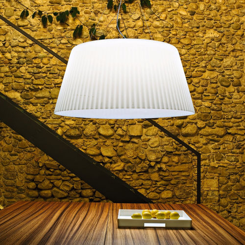 Lampe suspension - LAMPA-DARIA - SERRALUNGA - en polyéthylène basse densité (PEBD) / contemporaine / d'extérieur