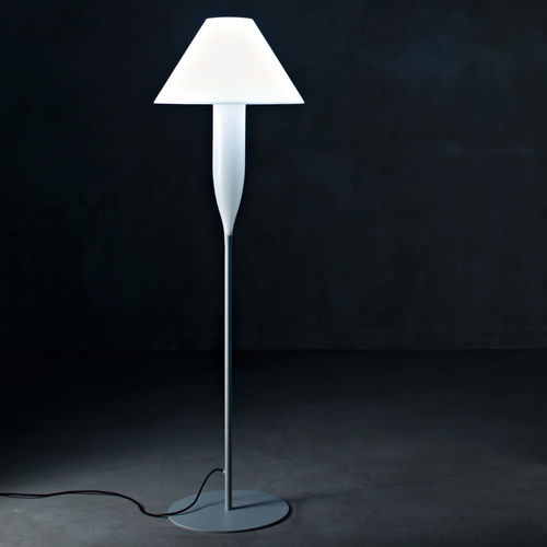 Lampe sur pied - BONHEUR  - SERRALUNGA - suspension / en métal peint / en polyéthylène basse densité (PEBD)