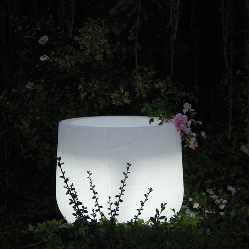 Pot de jardin en polyéthylène basse densité (PEBD) - MEMORY - SERRALUNGA - rond / lumineux / résidentiel