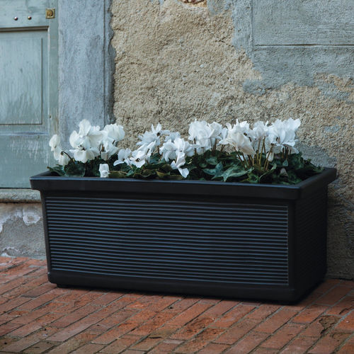 Jardinière en polyéthylène basse densité (PEBD) - MILLERIGHE - SERRALUNGA - rectangulaire / 100% recyclable / résistante aux UV