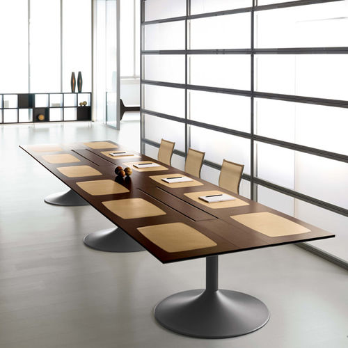 Table de réunion contemporaine - Della Rovere - en bois / rectangulaire / courbée