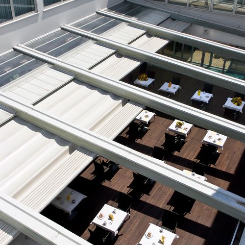 Couverture pour pergola coulissante - PERGOTENDA® IMPACT® - Corradi - en toile / en aluminium / résidentielle