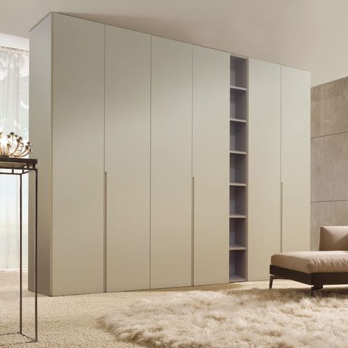 Armoire contemporaine - Falegnami - en bois laqué / à portes battantes / avec bibliothèque