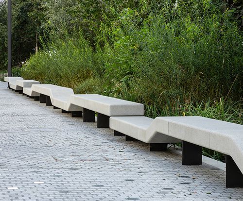 Banc public contemporain - GENEVE - Escofet - en acier peint / en béton armé / sans dossier