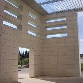 Bardage en panneaux - REV’PROJECT SEMI RIJO - LUSOROCHAS NATURAL STONE - en pierre naturelle / vertical / lisse