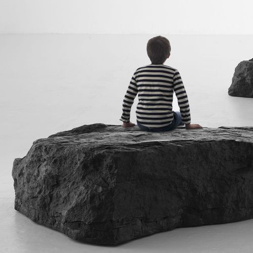 Banc de jardin contemporain - ARENARIA - ImperfettoLab - en fibre de verre