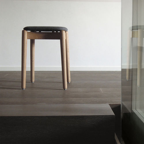Tabouret contemporain - FIZZ  - Bedont - en chêne / en hêtre / en placage de bois