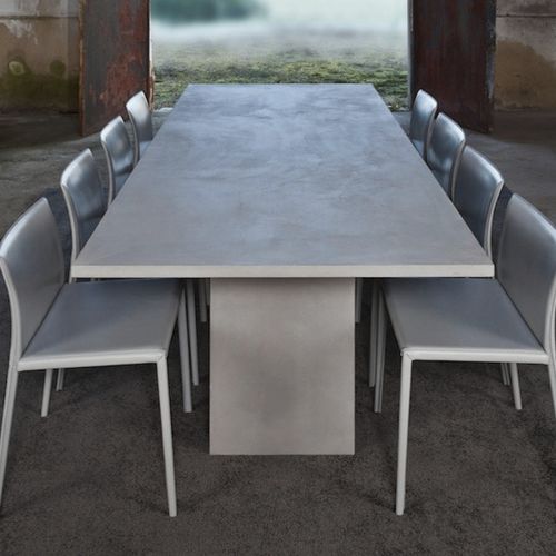 Table à manger contemporaine - ASSAGIO - TRISS - en béton / rectangulaire / à rallonge