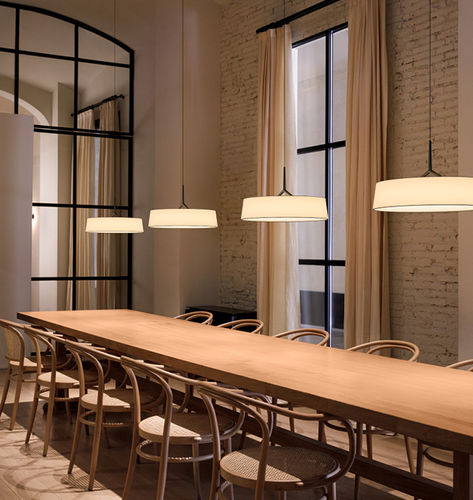 Suspension - Dama - VIBIA LIGHTING - en aluminium / en papier / contemporaine