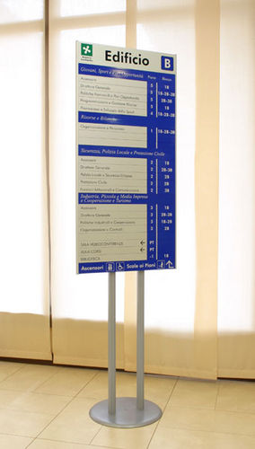 Panneau signalétique au sol - SEGNO - SEBERG - aluminium / d'orientation