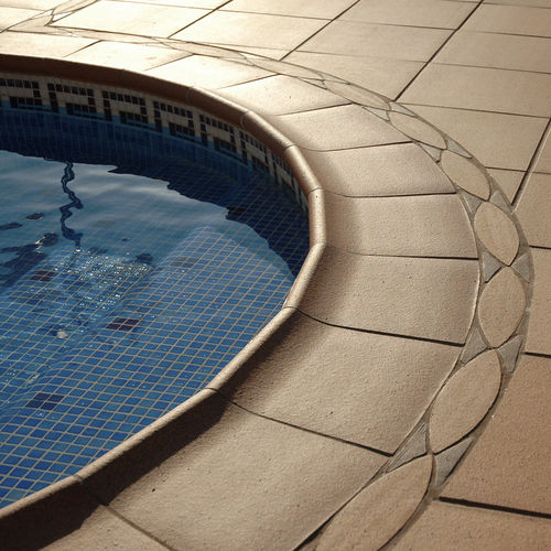 Margelle de piscine en céramique - NATURAL - MEDITERR&Aacute;NEO - TERRAKLINKER - GRES DE BREDA