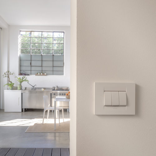 Support de prises électriques pour bureau - GEO - GEWISS