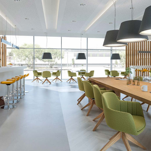 Table contemporaine - LIMEIS5 - Interstuhl Büromöbel GmbH & Co. KG - en mélaminé / en plastique / avec piètement en acier