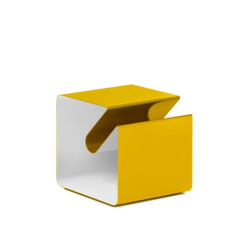 Table d'appoint contemporaine - V44 - Müller - en métal / avec piètement en métal / courbée