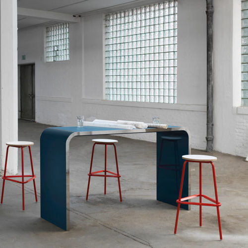 Table mange-debout contemporaine - M 10 - Müller - en MDF / en stratifié / en linoléum