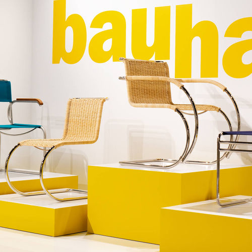 Chaise design Bauhaus D42 Tecta en osier / avec piètement en
