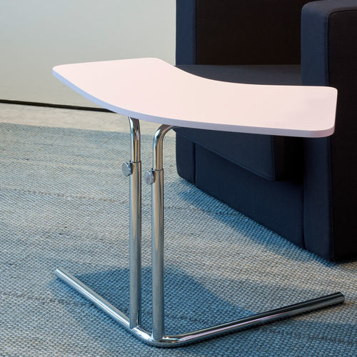 Table d'appoint contemporaine - K26 - Tecta - en placage de bois / en frêne / en chêne