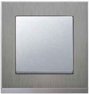 Interrupteur bouton poussoir - M-PURE DECOR - Merten GmbH - encastré / en métal / contemporain