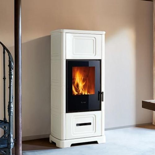 Poêle à bois - E928 C - Piazzetta - 5 kW - 10 kW / 10 kW - 20 kW / à poser