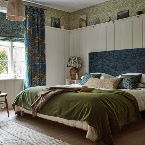 Tête de lit sur mesure - SUNFLOWER CAFFOY - MORRIS & Co. - pour lit double / pour lit simple / contemporaine