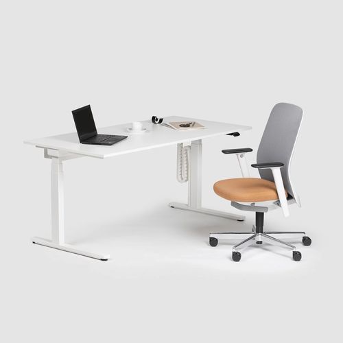 Bureau pour open space - LEVEL LIFT - Bene GmbH - sur pied / contemporain / en MDF