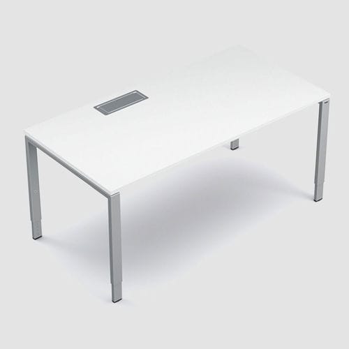 Bureau pour open space - BASIC Workstation - Bene GmbH - sur pied / contemporain / en mélaminé