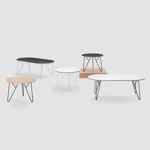Table d'appoint contemporaine - STUDIO - Bene GmbH - en chêne / en châtaignier / avec piètement en acier thermolaqué