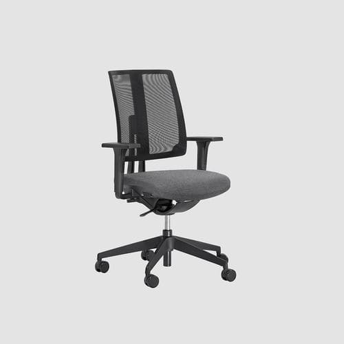 Chaise contemporaine - EQUO - Bene GmbH - d'intérieur / en tissu / en résille