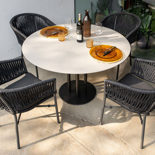 Table contemporaine - JAMAICA - DRIGANI SRL - en tôle / en HPL / avec piètement en métal