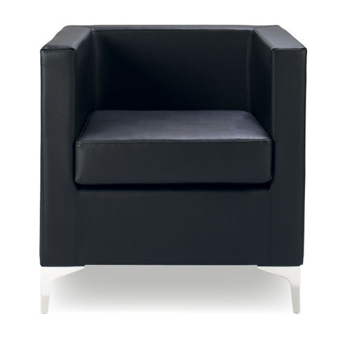Fauteuil contemporain - UF 163 - DRIGANI SRL - en cuir / avec coussin amovible / noir