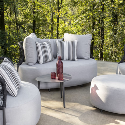 Canapé compact - COBBE - DRIGANI SRL - contemporain / d'extérieur / en tissu
