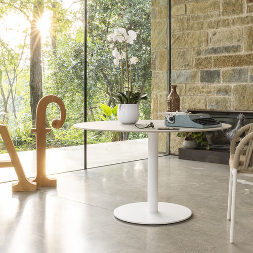Table contemporaine - METROPOLITAN  - DRIGANI SRL - en tôle / avec piètement en métal / ronde