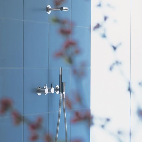 Set de douche encastrable au mur - 2471-081 series - VOLA - contemporain / avec douche à main / avec pommeau fixe