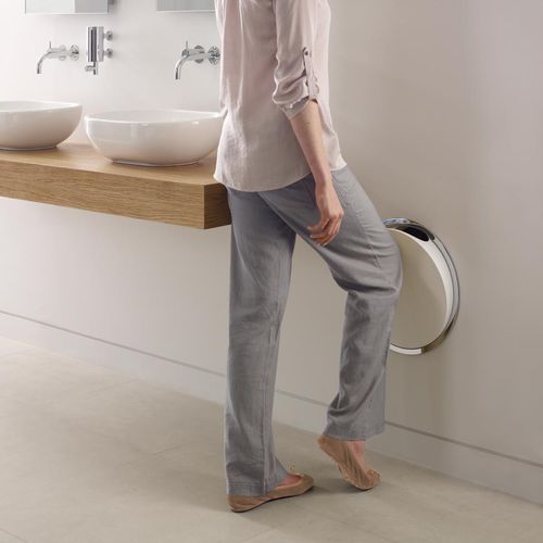 Poubelle en inox brossé - RS1 - VOLA - en laiton / en chrome / en ABS
