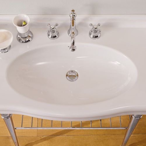 Vasque suspendue - 5302 - Scarabeo Ceramiche - en céramique / avec étagère intégrée / ovale
