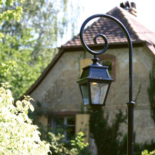 Lampadaire de jardin - Avenue 2 - Roger Pradier - classique / en aluminium / en PMMA
