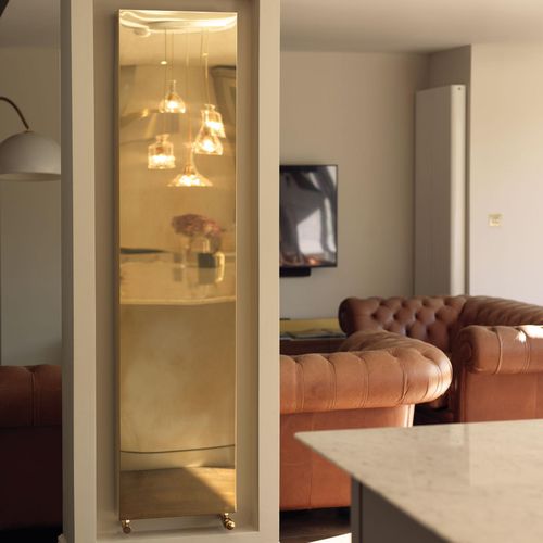 Radiateur à eau chaude - BRASSY - Eskimo - contemporain / en laiton / miroir