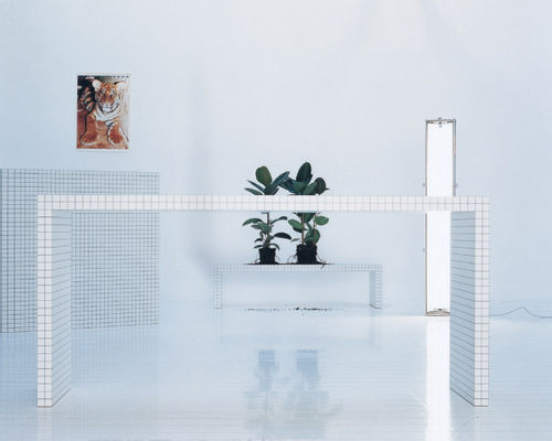 Bureau sur pied - QUADERNA 2830 - Zanotta - contemporain / en stratifié / en plastique