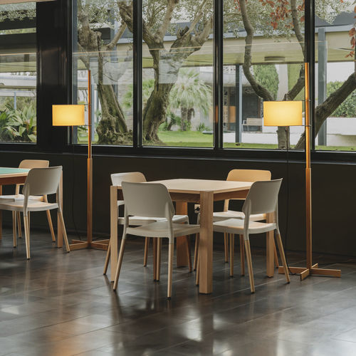 Chaise contemporaine - BELLOCH - Santa & Cole - d'intérieur / d'extérieur / en polypropylène