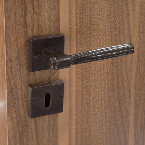 Poignée de porte - FAGOT - Objet Insolite - en bronze / classique / résidentielle