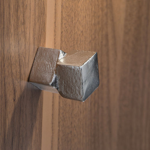 Bouton de meuble classique - FRAGILE - Objet Insolite - en bronze