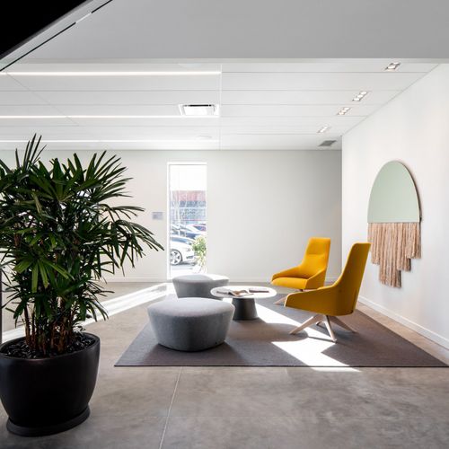 Ottoman contemporain - BEAT  - Andreu World - en tissu / ovale / d'intérieur