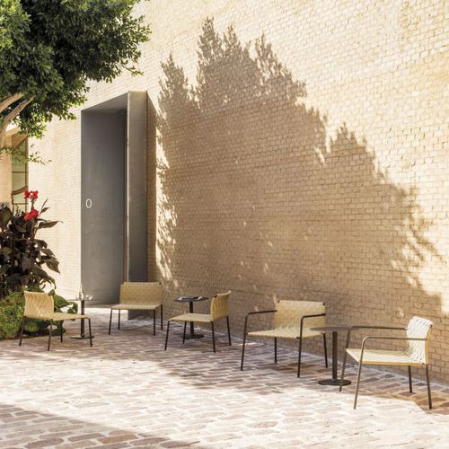 Fauteuil contemporain - COSTA - Andreu World - en tissu / en aluminium / empilable