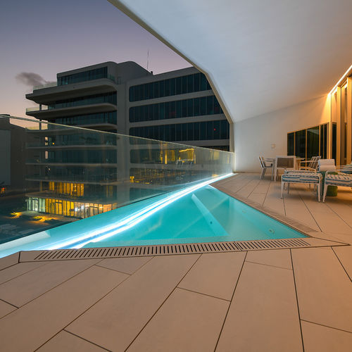 Piscine sur mesure - THE HONEYCOMB  - Bradford Products LLC - d'extérieur / enterrée / en béton