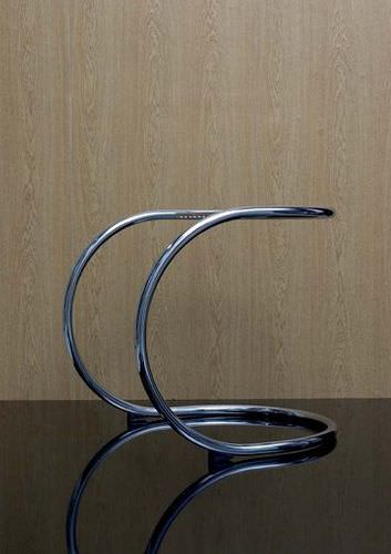 Tabouret de douche avec piètement en acier - Rapsel International Srl
