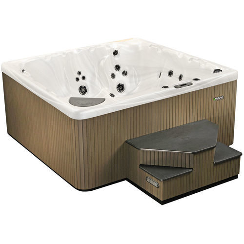 Spa hors-sol - 750 - Beachcomber Hot Tubs - carré / 8 places / d'extérieur